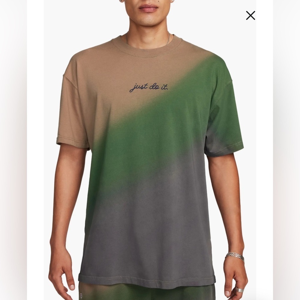 Nike Ombré Max 90 Embroidered T Shirt- Size small - Picture 2 of 9